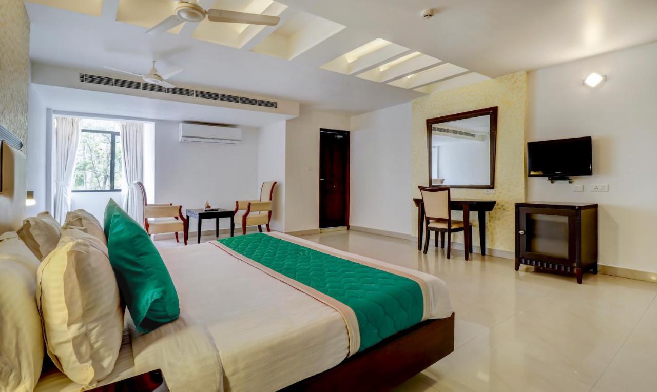 Hotel Luciya Kochi Exterior foto